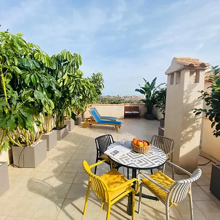 Open View Pinetree Penthouse *