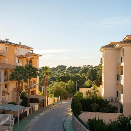 Open View Pinetree Penthouse *
